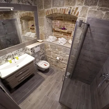 Appartement Plaza Stone *