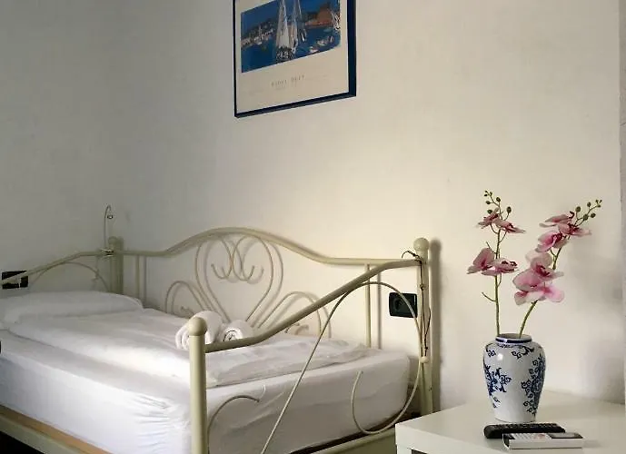 Apartman Plaza Stone Split